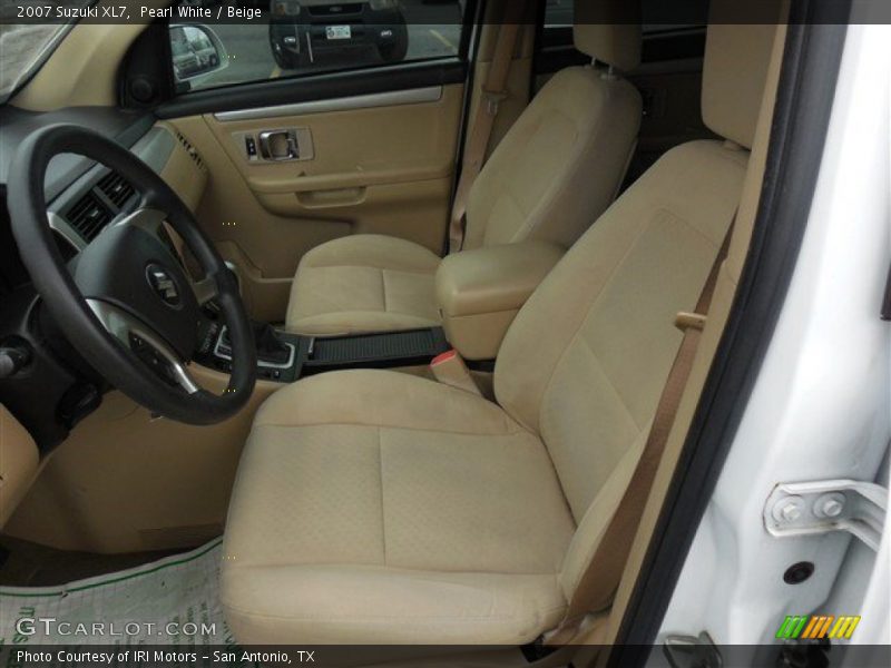Pearl White / Beige 2007 Suzuki XL7