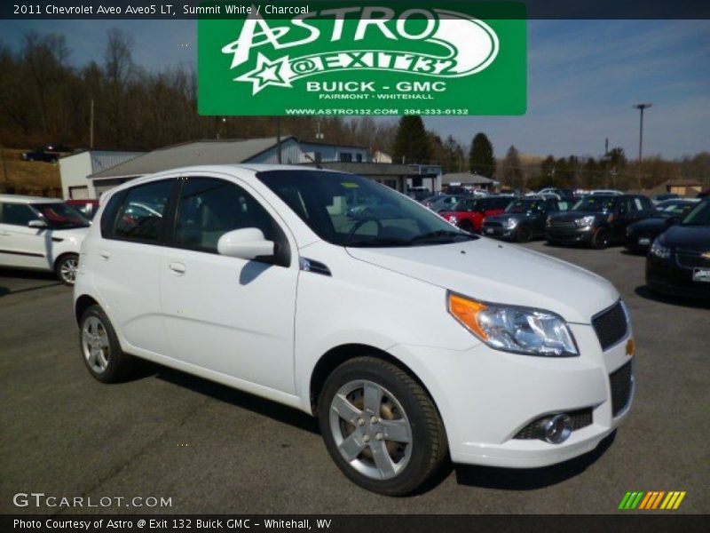 Summit White / Charcoal 2011 Chevrolet Aveo Aveo5 LT