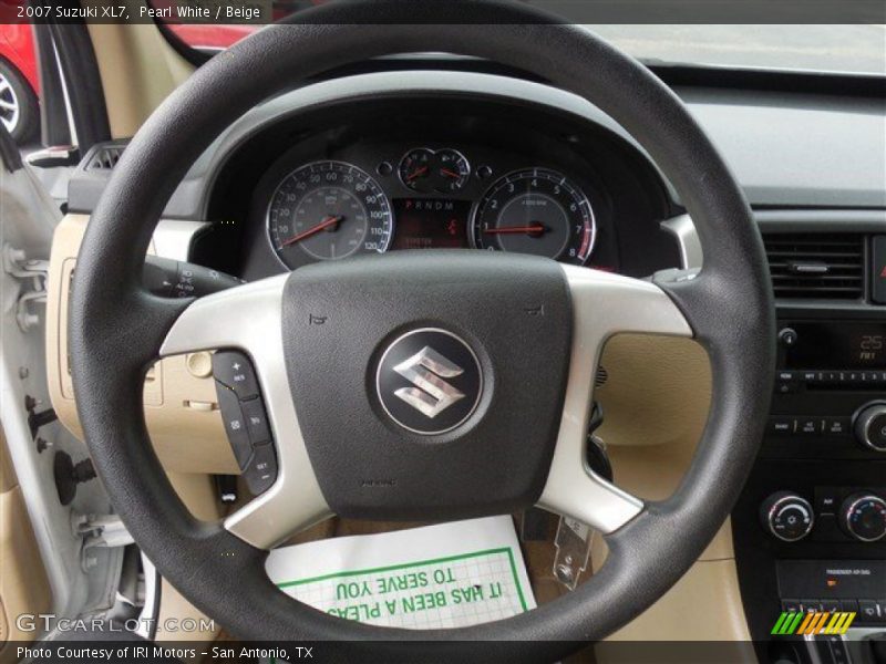 Pearl White / Beige 2007 Suzuki XL7