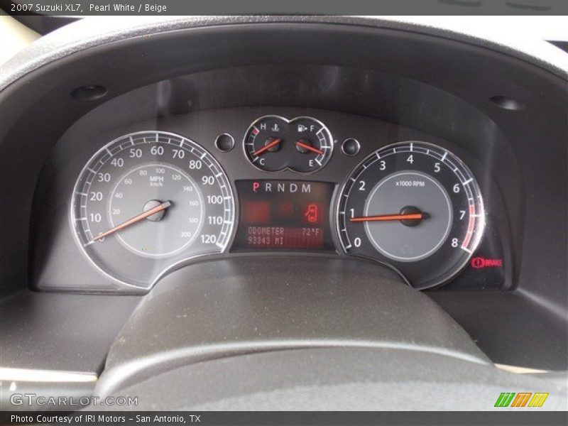 Pearl White / Beige 2007 Suzuki XL7