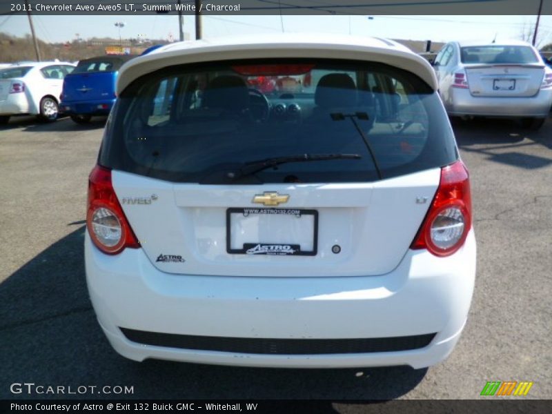 Summit White / Charcoal 2011 Chevrolet Aveo Aveo5 LT
