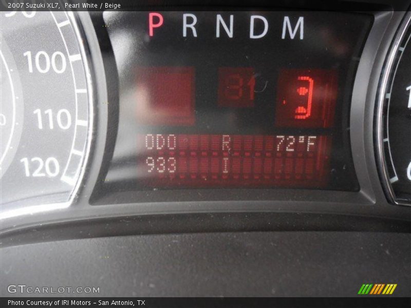 Pearl White / Beige 2007 Suzuki XL7