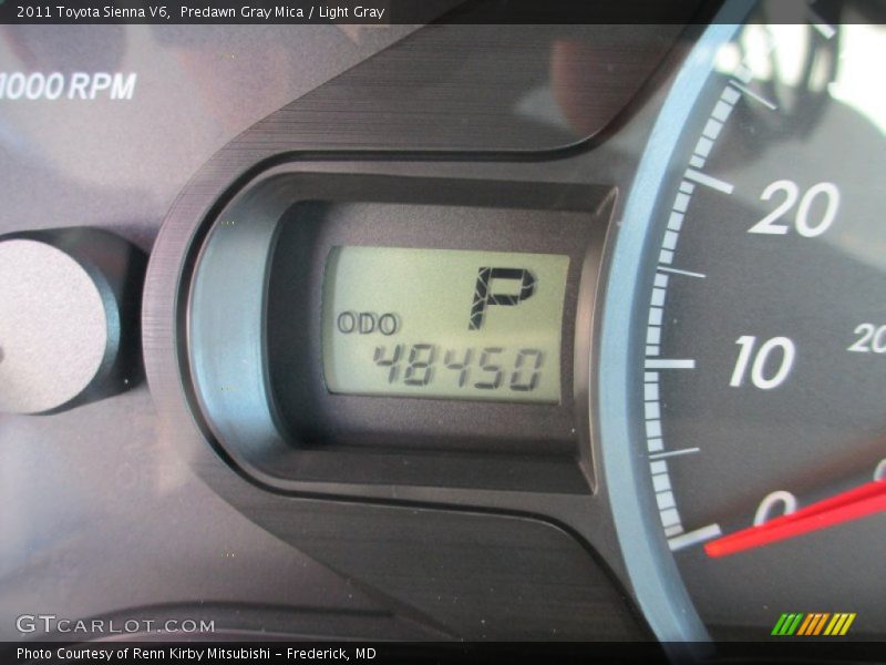 Predawn Gray Mica / Light Gray 2011 Toyota Sienna V6
