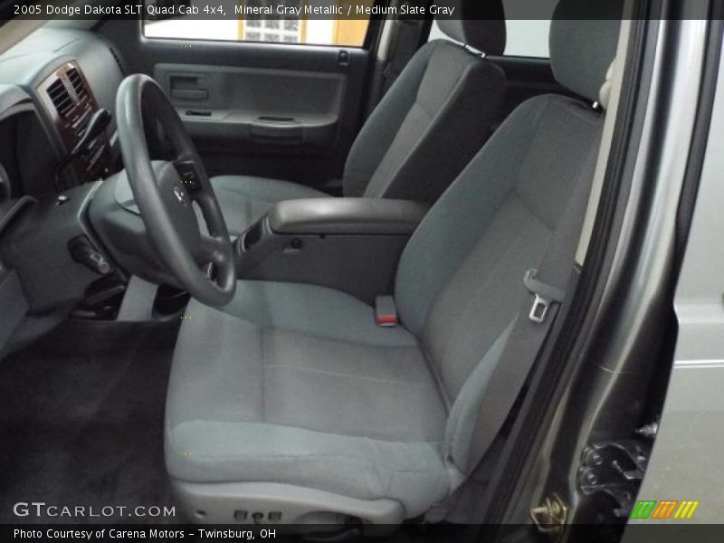 Mineral Gray Metallic / Medium Slate Gray 2005 Dodge Dakota SLT Quad Cab 4x4