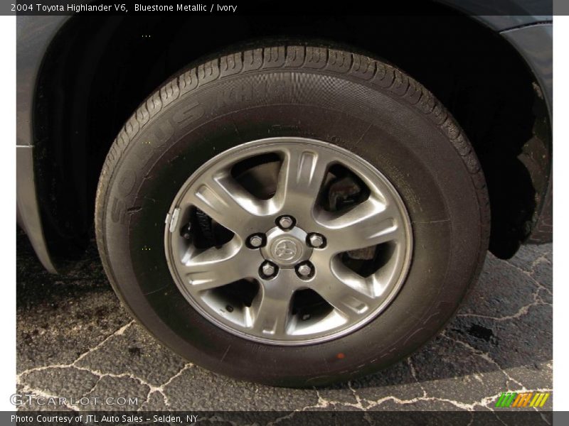 Bluestone Metallic / Ivory 2004 Toyota Highlander V6