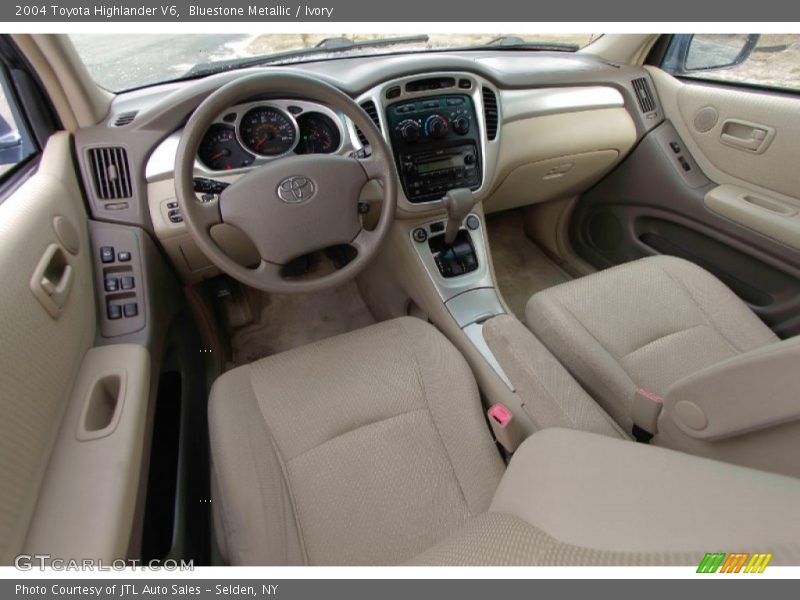Bluestone Metallic / Ivory 2004 Toyota Highlander V6