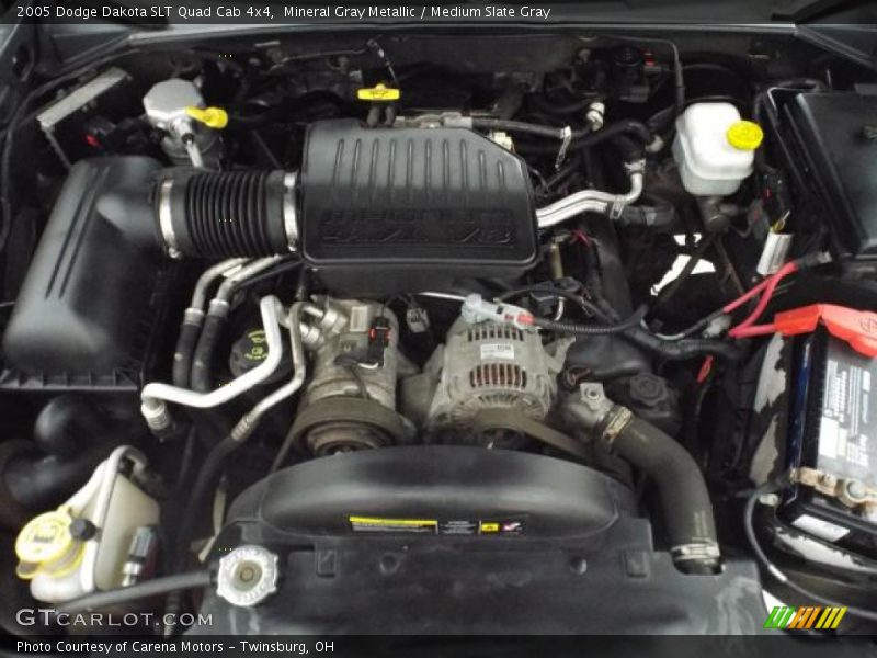 Mineral Gray Metallic / Medium Slate Gray 2005 Dodge Dakota SLT Quad Cab 4x4
