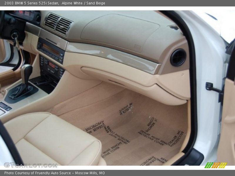 Alpine White / Sand Beige 2003 BMW 5 Series 525i Sedan