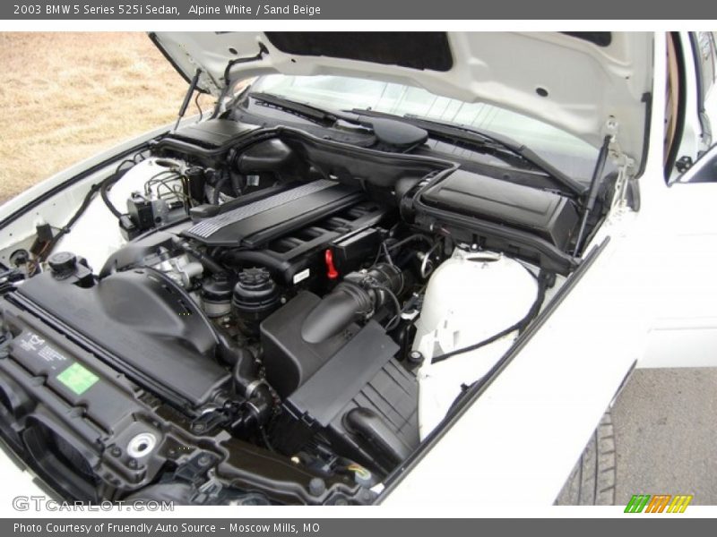 Alpine White / Sand Beige 2003 BMW 5 Series 525i Sedan
