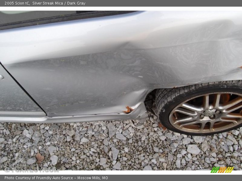 Silver Streak Mica / Dark Gray 2005 Scion tC