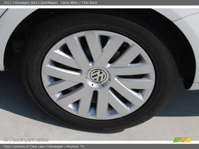 Candy White / Titan Black 2011 Volkswagen Jetta S SportWagen