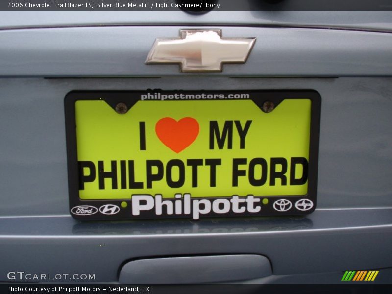 Silver Blue Metallic / Light Cashmere/Ebony 2006 Chevrolet TrailBlazer LS