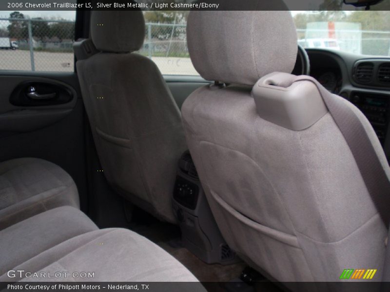 Silver Blue Metallic / Light Cashmere/Ebony 2006 Chevrolet TrailBlazer LS