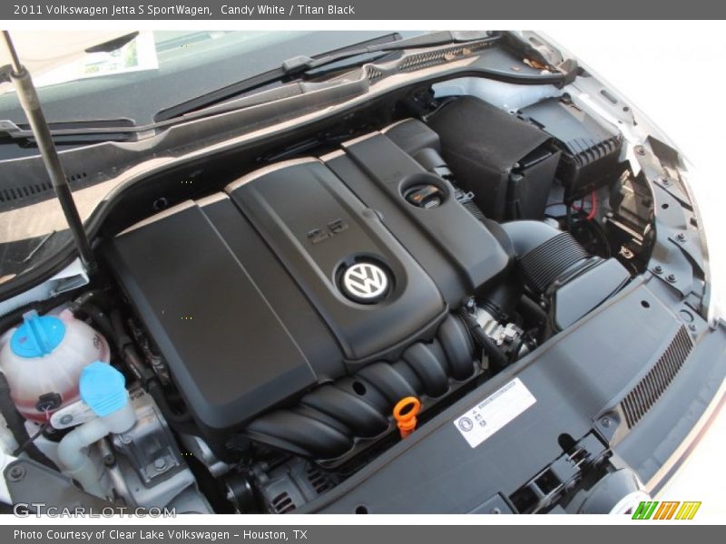 Candy White / Titan Black 2011 Volkswagen Jetta S SportWagen
