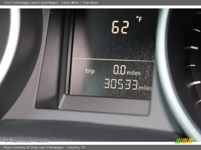 Candy White / Titan Black 2011 Volkswagen Jetta S SportWagen