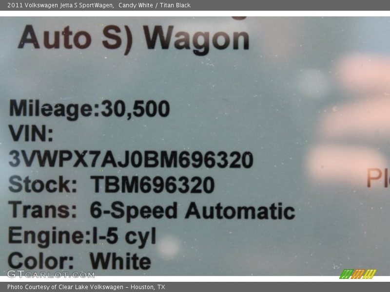 Candy White / Titan Black 2011 Volkswagen Jetta S SportWagen