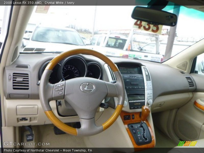 Dashboard of 2008 RX 350 AWD