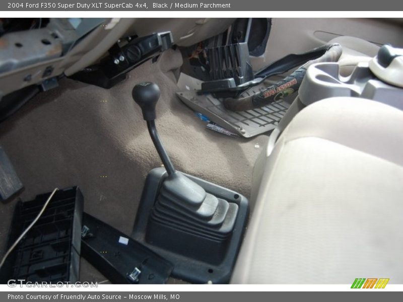 Black / Medium Parchment 2004 Ford F350 Super Duty XLT SuperCab 4x4