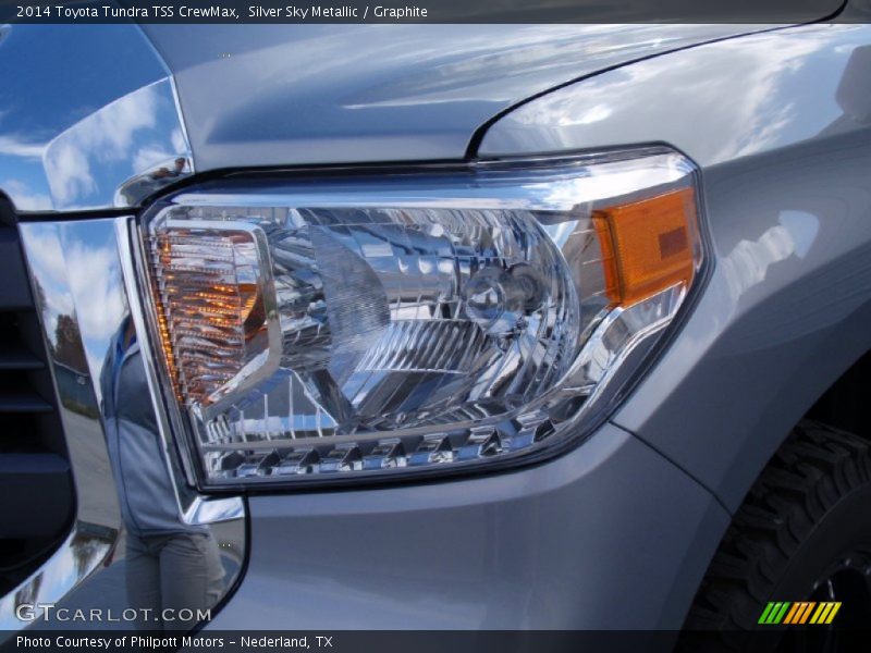 Silver Sky Metallic / Graphite 2014 Toyota Tundra TSS CrewMax