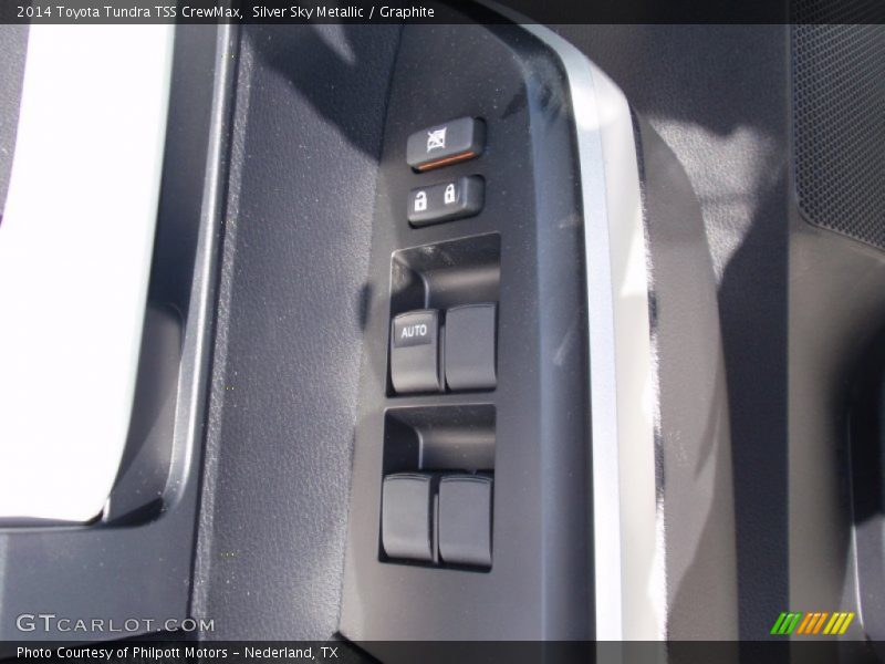 Silver Sky Metallic / Graphite 2014 Toyota Tundra TSS CrewMax