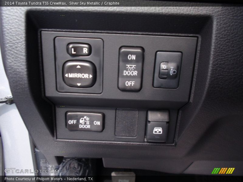 Silver Sky Metallic / Graphite 2014 Toyota Tundra TSS CrewMax