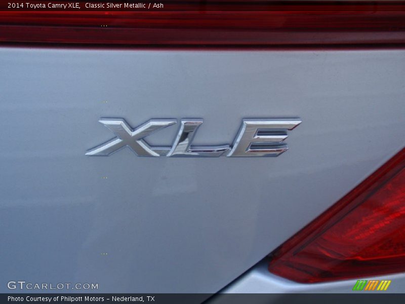 Classic Silver Metallic / Ash 2014 Toyota Camry XLE
