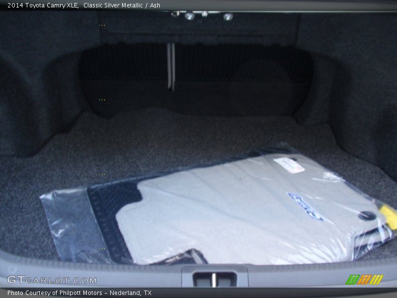 Classic Silver Metallic / Ash 2014 Toyota Camry XLE