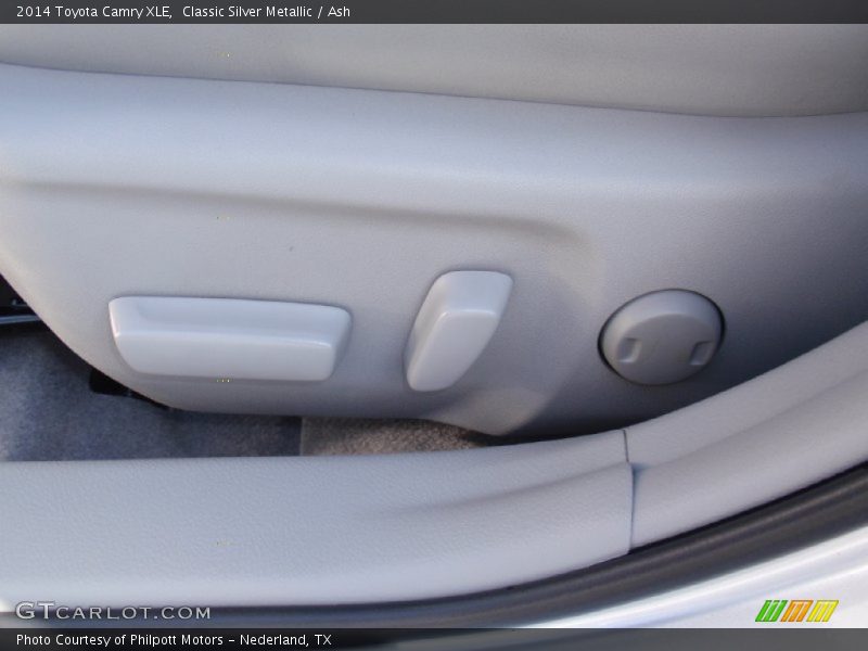 Classic Silver Metallic / Ash 2014 Toyota Camry XLE
