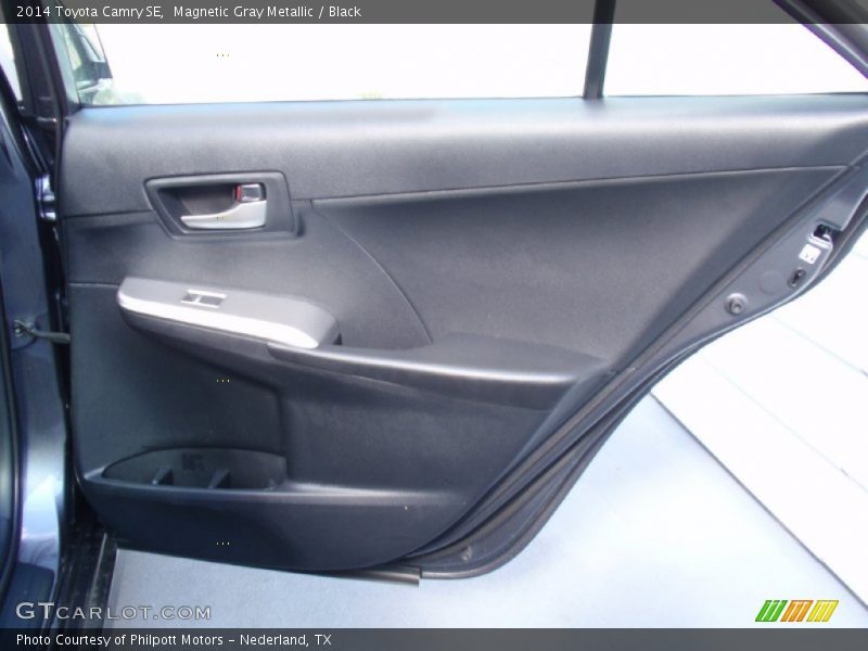 Magnetic Gray Metallic / Black 2014 Toyota Camry SE