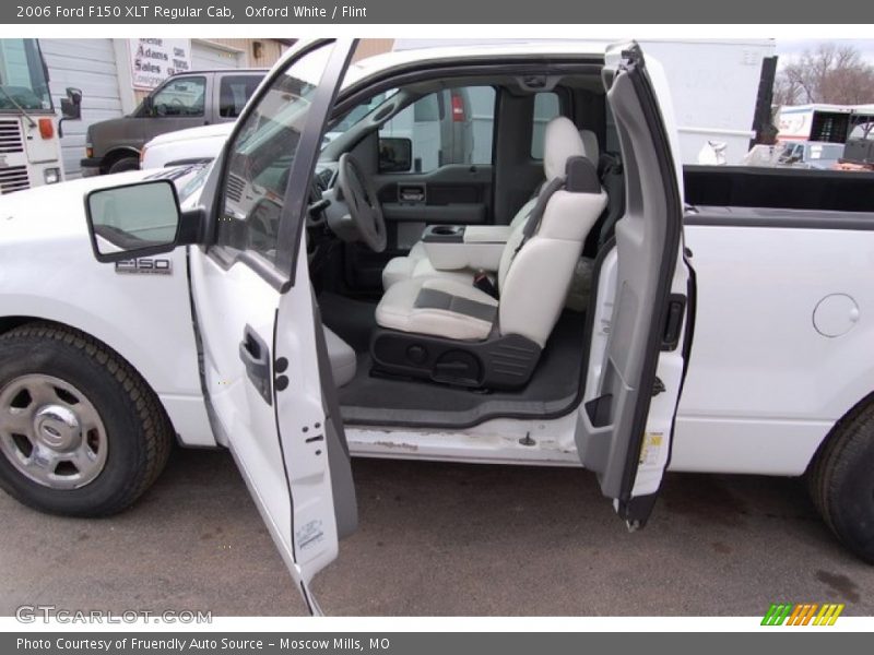 Oxford White / Flint 2006 Ford F150 XLT Regular Cab