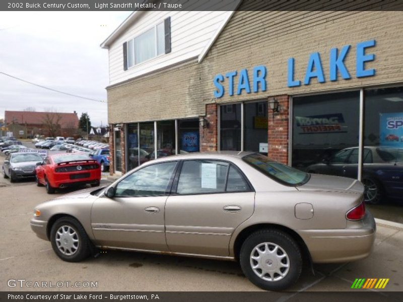 Light Sandrift Metallic / Taupe 2002 Buick Century Custom