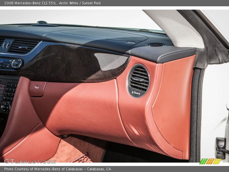 Dashboard of 2008 CLS 550