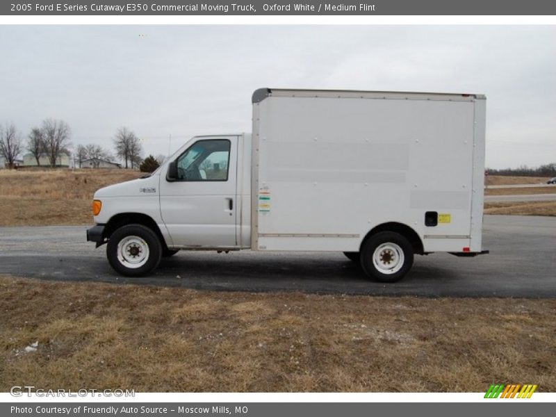 Oxford White / Medium Flint 2005 Ford E Series Cutaway E350 Commercial Moving Truck