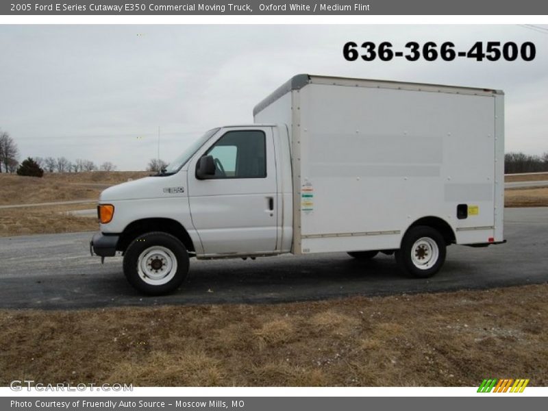 Oxford White / Medium Flint 2005 Ford E Series Cutaway E350 Commercial Moving Truck