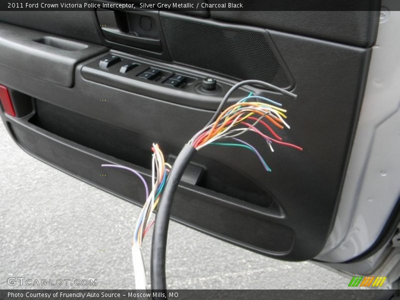 Silver Grey Metallic / Charcoal Black 2011 Ford Crown Victoria Police Interceptor