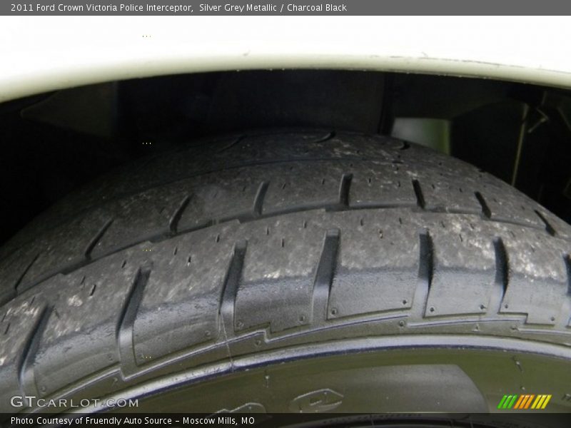 Silver Grey Metallic / Charcoal Black 2011 Ford Crown Victoria Police Interceptor