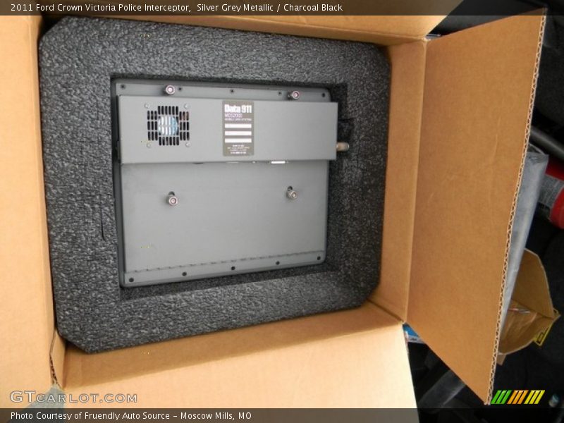Silver Grey Metallic / Charcoal Black 2011 Ford Crown Victoria Police Interceptor
