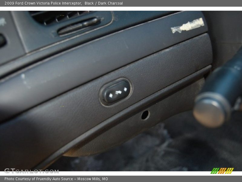 Black / Dark Charcoal 2009 Ford Crown Victoria Police Interceptor