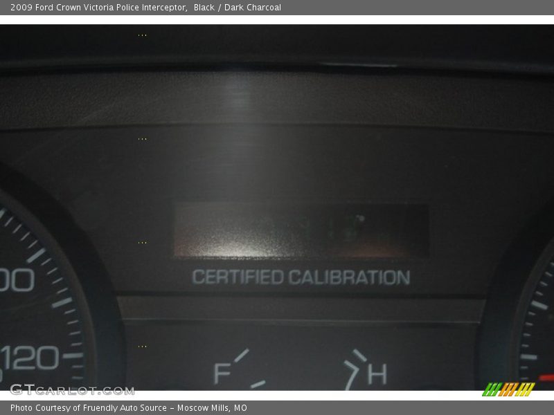 Black / Dark Charcoal 2009 Ford Crown Victoria Police Interceptor