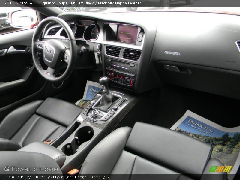 Dashboard of 2011 S5 4.2 FSI quattro Coupe