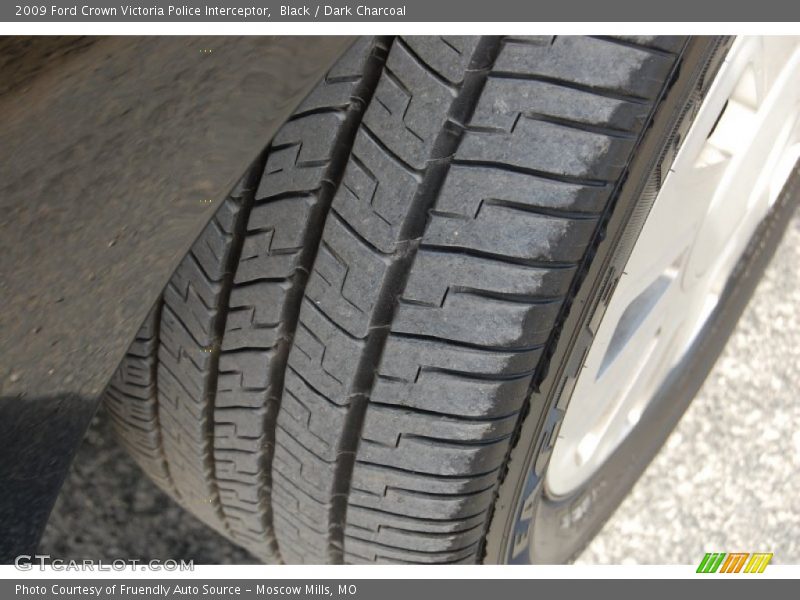 Black / Dark Charcoal 2009 Ford Crown Victoria Police Interceptor