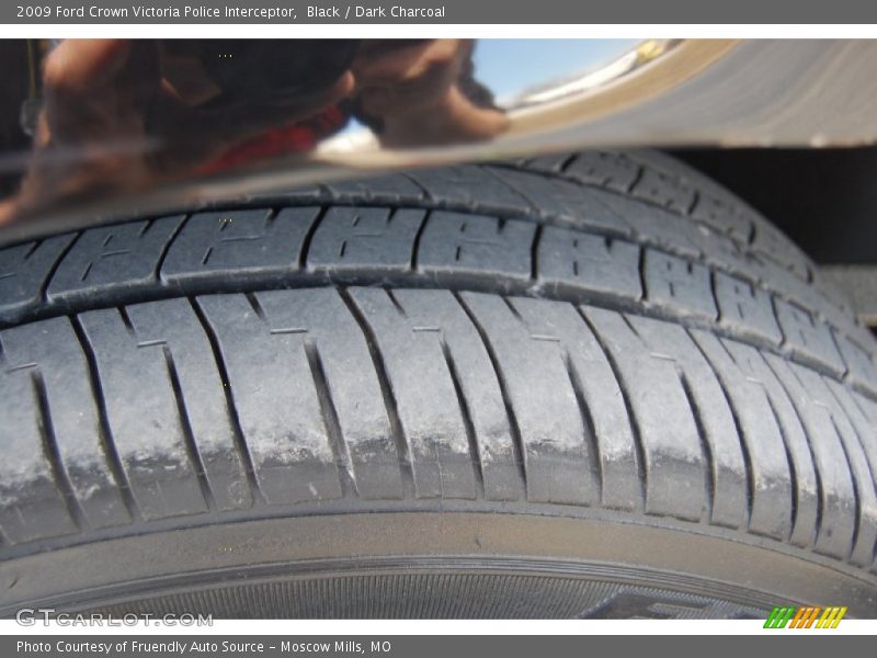 Black / Dark Charcoal 2009 Ford Crown Victoria Police Interceptor