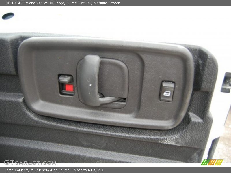 Summit White / Medium Pewter 2011 GMC Savana Van 2500 Cargo