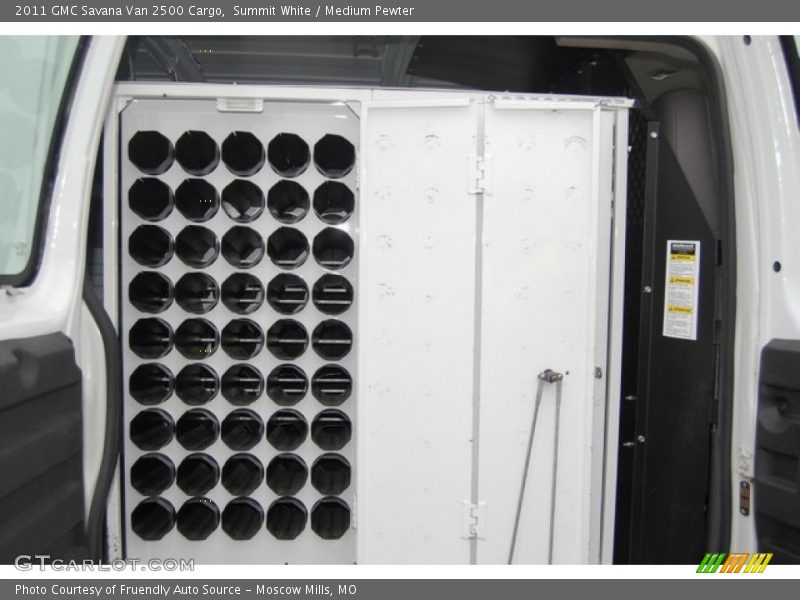 Summit White / Medium Pewter 2011 GMC Savana Van 2500 Cargo