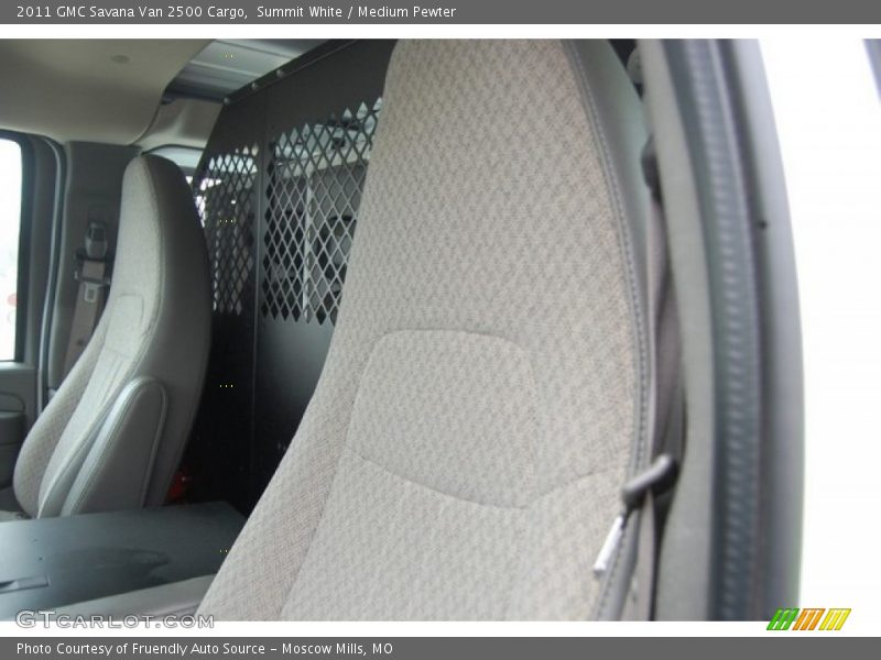 Summit White / Medium Pewter 2011 GMC Savana Van 2500 Cargo