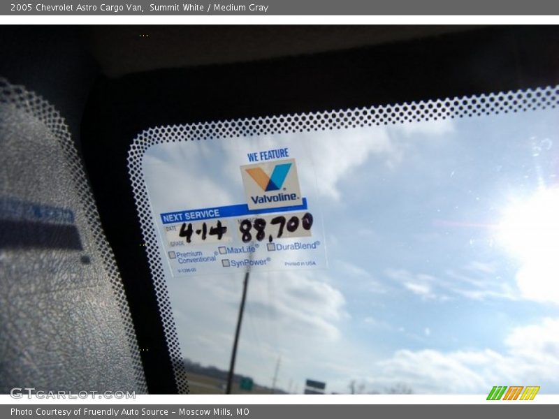Summit White / Medium Gray 2005 Chevrolet Astro Cargo Van
