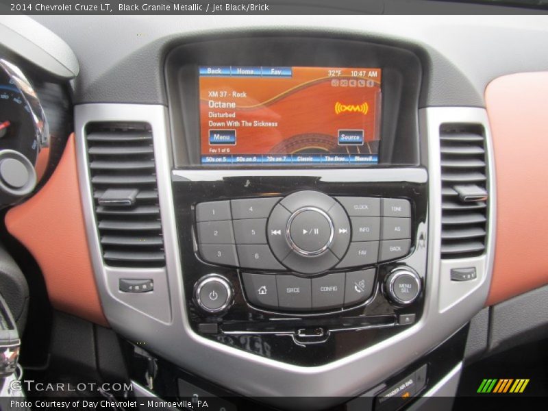 Controls of 2014 Cruze LT