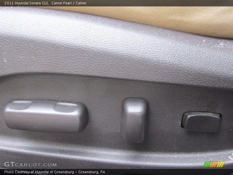 Camel Pearl / Camel 2011 Hyundai Sonata GLS