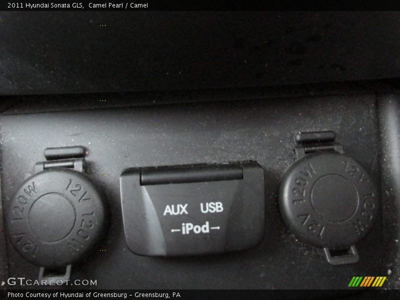 Camel Pearl / Camel 2011 Hyundai Sonata GLS