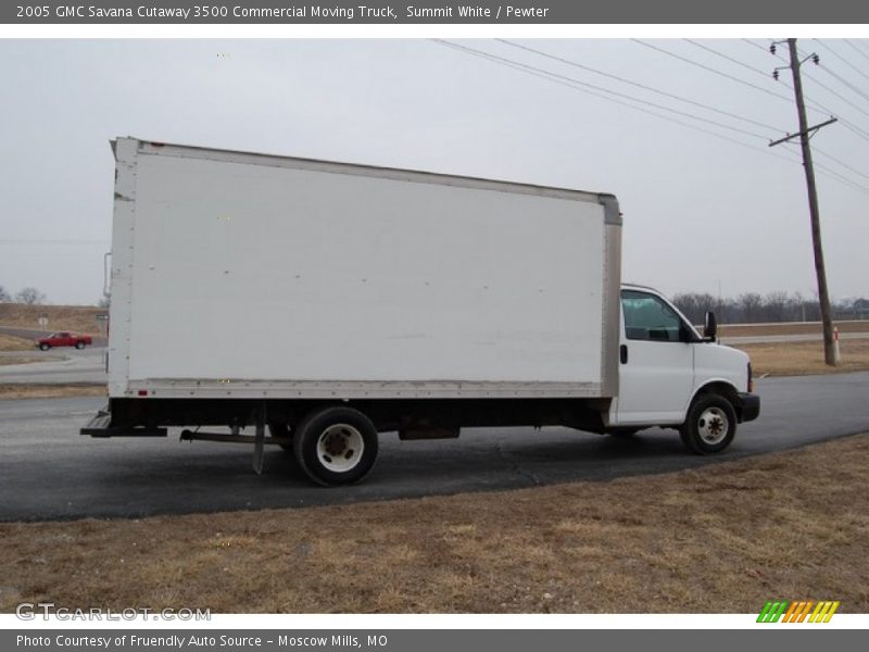 Summit White / Pewter 2005 GMC Savana Cutaway 3500 Commercial Moving Truck